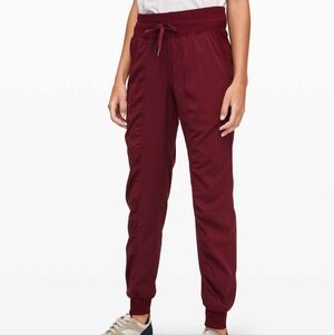 Lululemon Dance Studio Jogger, Size 2 in Red/Pink